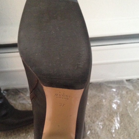 Women's Gucci Boots - Picture 2 of 2